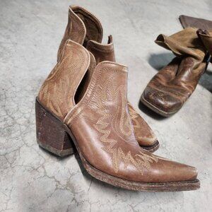 Ariat ankle boots, size 8.5